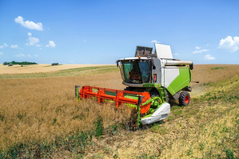 vce press release about electric tractors image